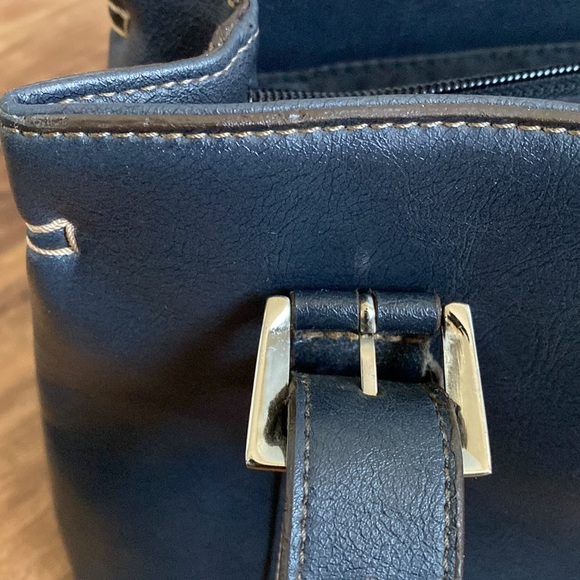 Aldo Ladies Leather Handbag /Shoulder bag - Great Condition - Picture 8 of 12